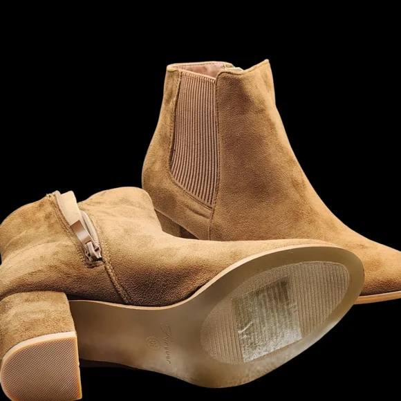 NWOT Forever Tan Nubuck Block Heel Boots Sizes 6.5, 7 & 10 Fall Winter Staple - Picture 8 of 12